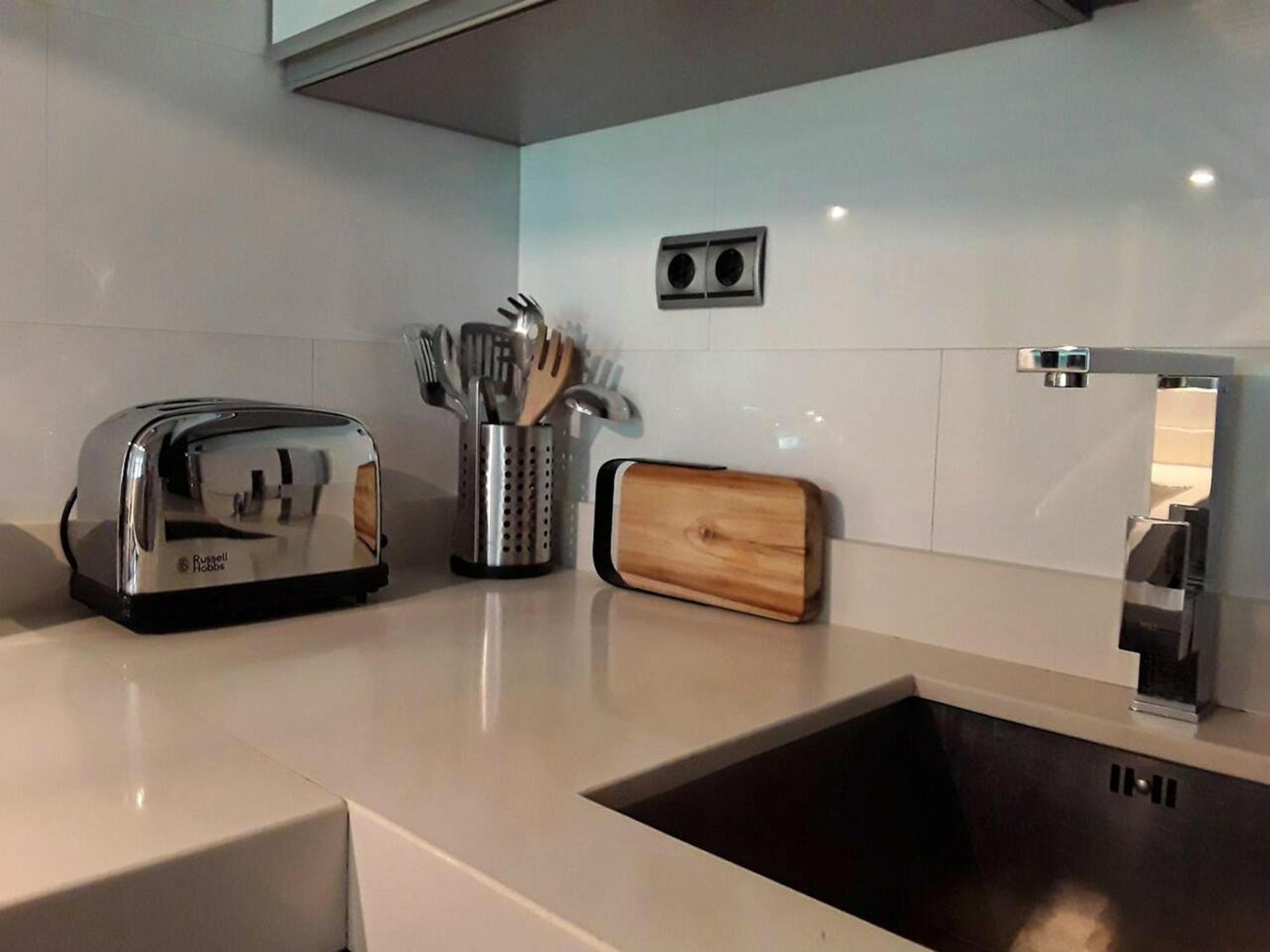 Comfortable Apartment In Zaragoza 67 M² Near The Centre Eksteriør billede